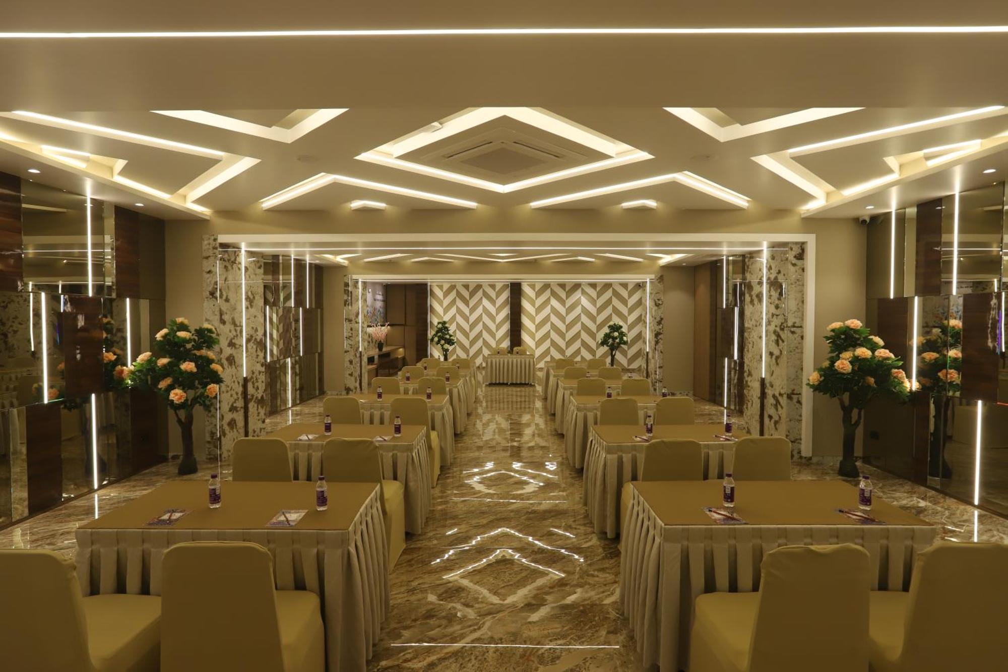 Hotel Auris & Banquets, Mumbai International Airport المظهر الخارجي الصورة
